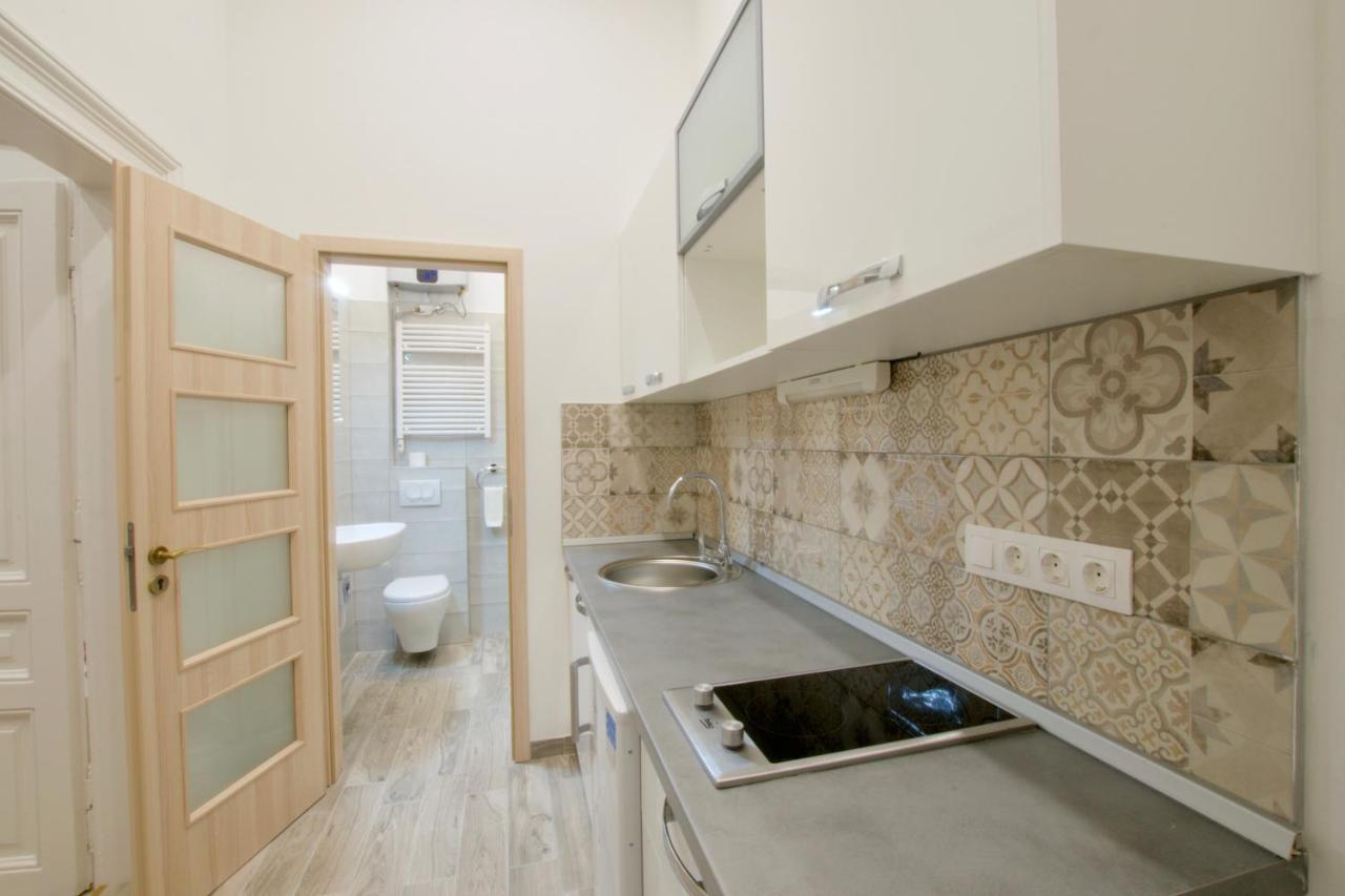 Standard Apartment By Hi5 - Csengery 3 Budapest Exterior photo